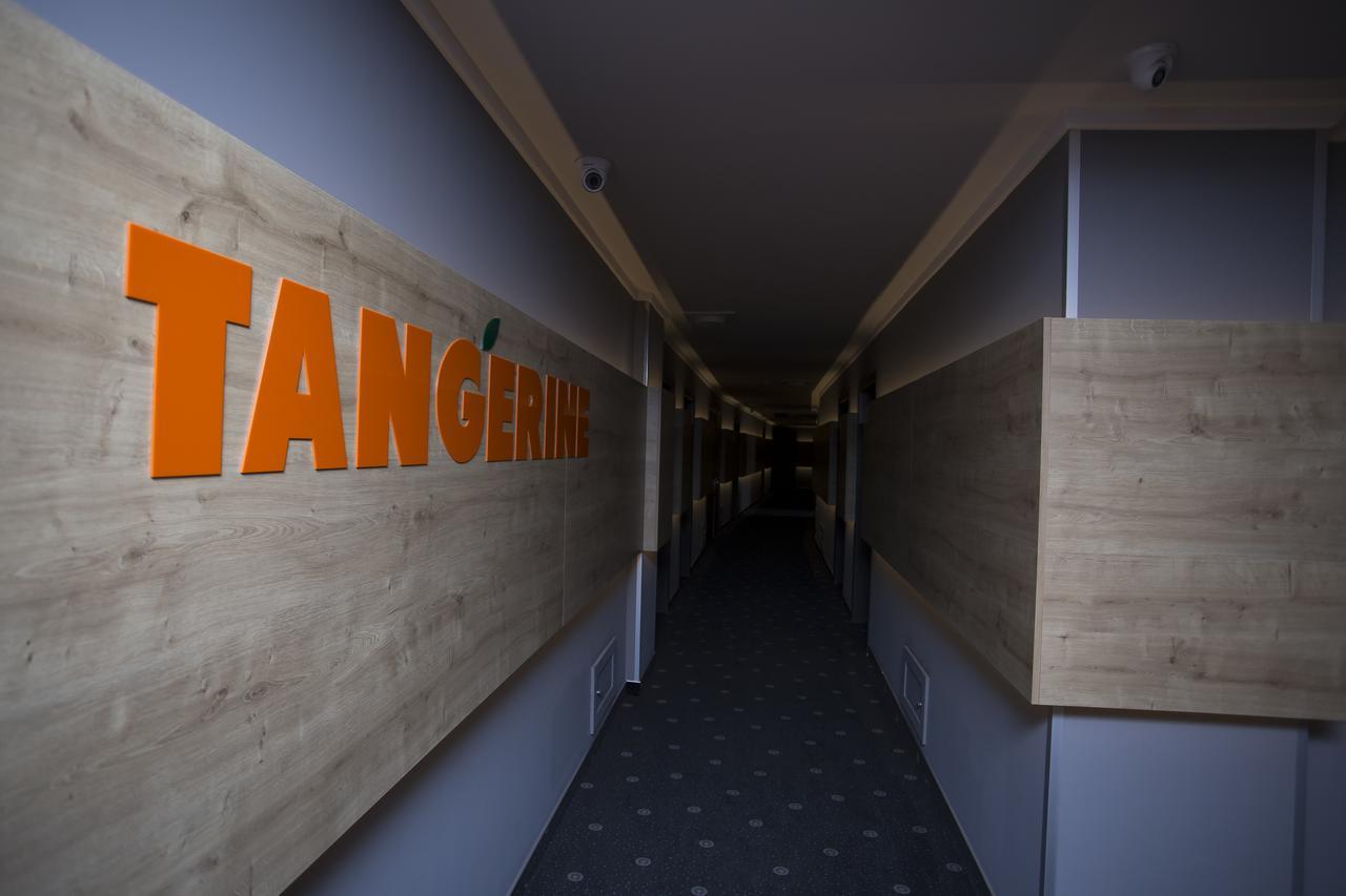 Aparthotel Tangerine バトゥーミ エクステリア 写真